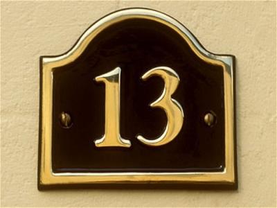 Có nên mua căn hộ tầng 13?